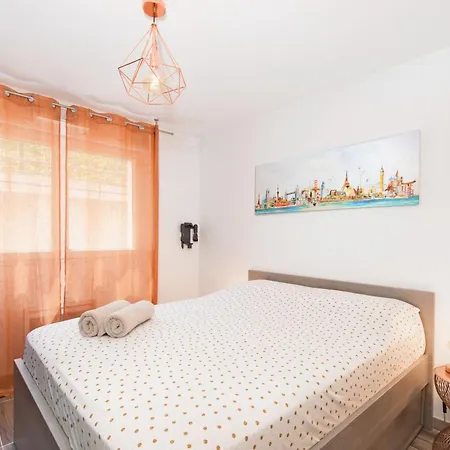 Appartement Le Prestige - 2 Pieces - Parking - Piscine *